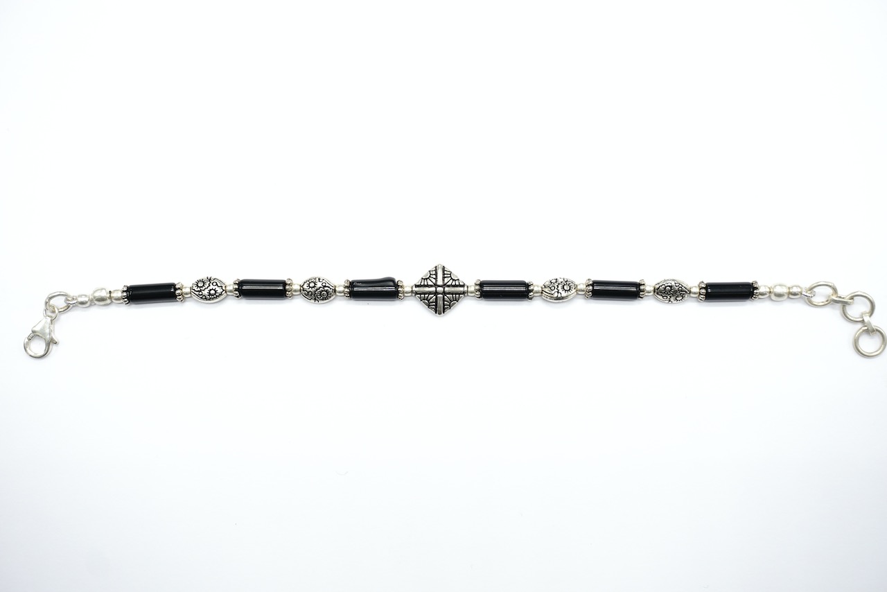 Paire De Bracelets Unisexes à Carreaux Rouges Et Noirs AFCM, Taille Unique, Neuve