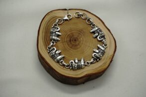 bracelet souple en argent avec 5 éléphants