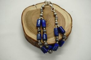 BRACELET en argent et pierre lapis-lazuli