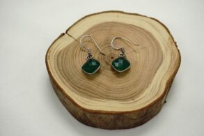 Boucles d’oreille argent avec pierre naturelle onyx verte facettée