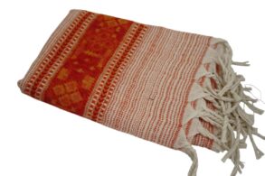 Grande écharpe orange et blanche en laine