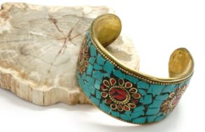 Manchette tibétaine turquoise et rouge
