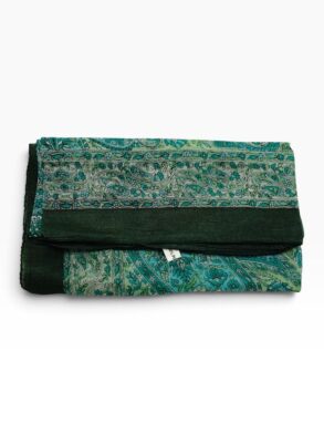 Foulard en 100% soie vert foncé à motifs